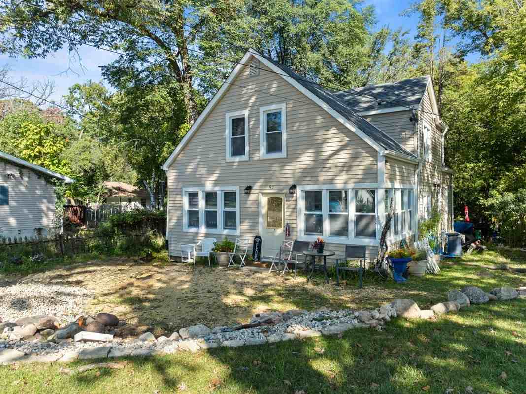 92 Congress St - Photo 2 of 20