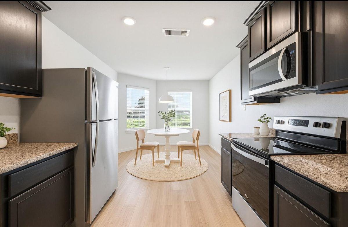 340 Barrel Cactus Dr - Photo 4 of 6