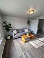 featured image of 1621 1/2 Halford St