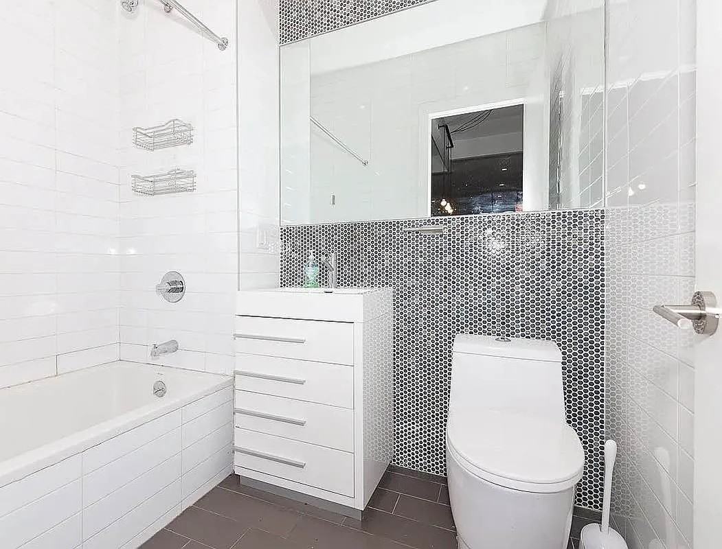 1090 Bedford Avenue #1 - Photo 5 of 8