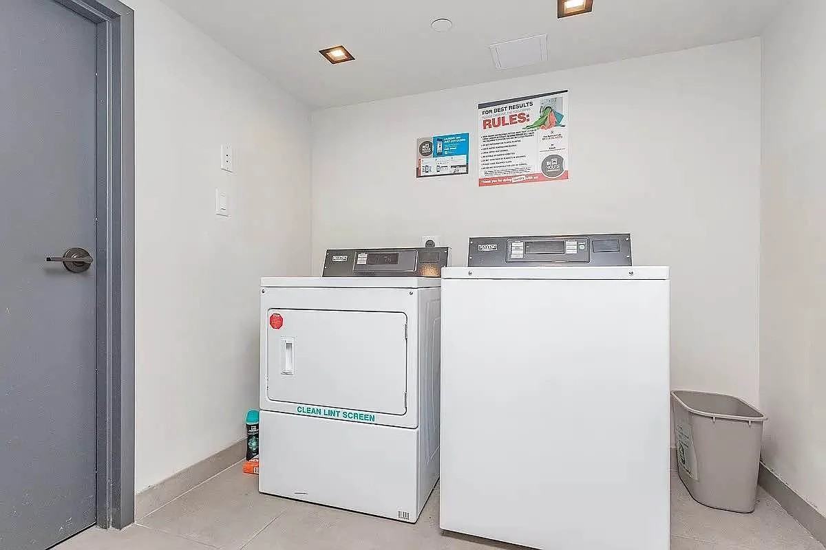 1090 Bedford Avenue #1 - Photo 6 of 8