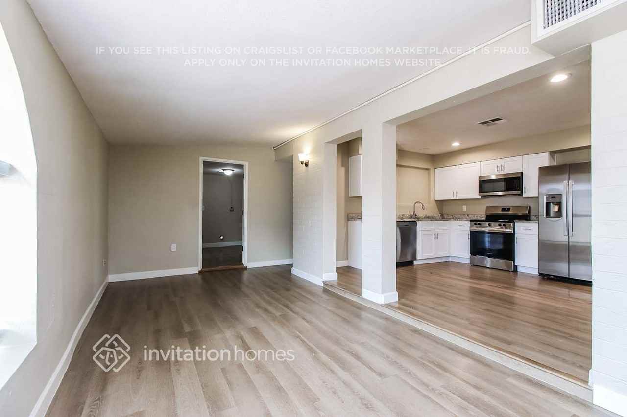 12214 N Escobar Way - Photo 7 of 17