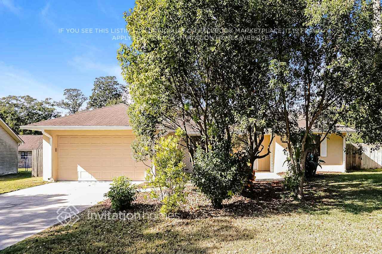 1316 Wandering Oaks Dr - Photo 3 of 17