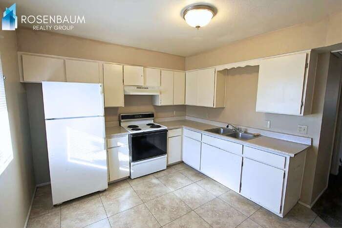 1756 E 6th Ave #1756 - Photo 4 of 8