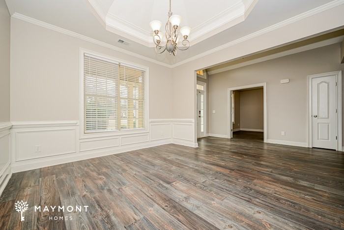 256 Suffolk Way - Photo 6 of 13