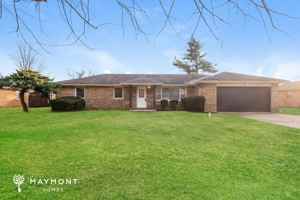 featured image of 709 Ernie Lu Ave