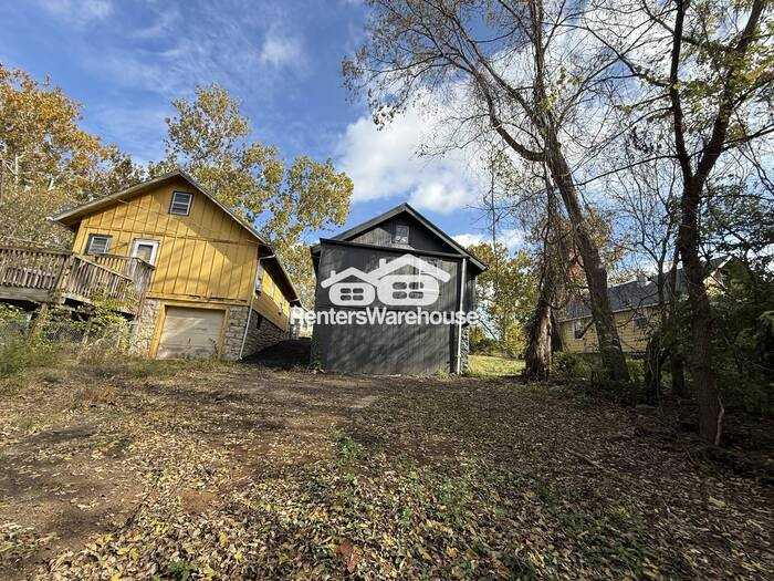 4434 Park Ave - Photo 3 of 26