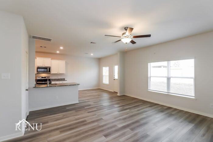 10445 Sweetwater Creek Dr - Photo 6 of 25