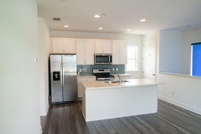 8917 Sperry St #1 - Photo 7 of 15