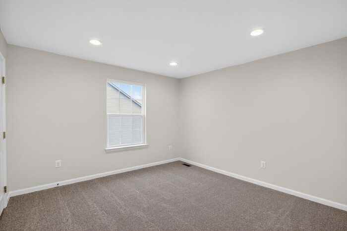 108 Pollen Dr - Photo 7 of 17