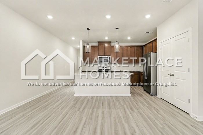 2101 Avalon Rdg - Photo 7 of 27