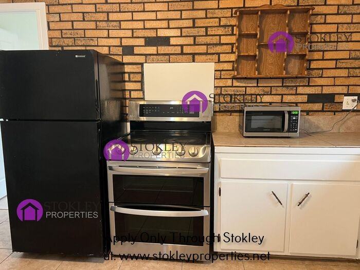 198 Thomas Way - Photo 5 of 17