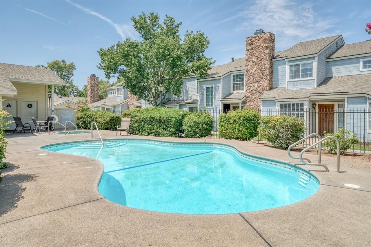 1444 Plymouth Rock Way #1 - Photo 3 of 15