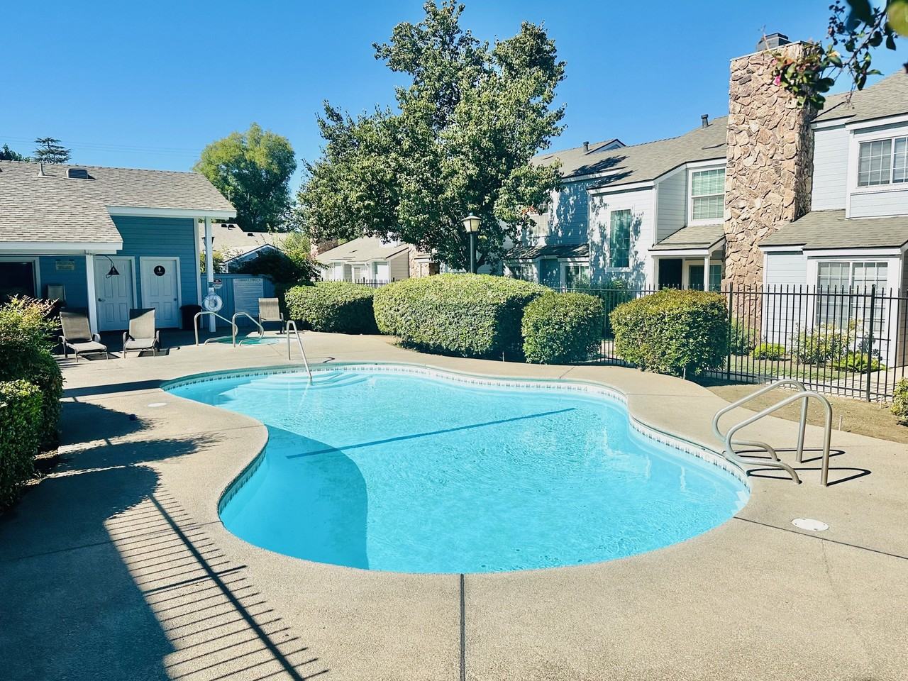 1444 Plymouth Rock Way #1 - Photo 4 of 15