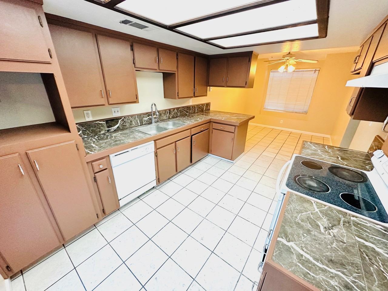 1444 Plymouth Rock Way #1 - Photo 6 of 15