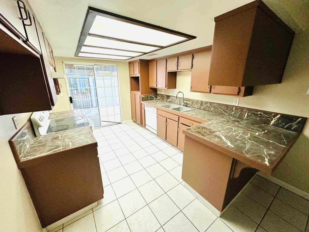 1444 Plymouth Rock Way #1 - Photo 7 of 15