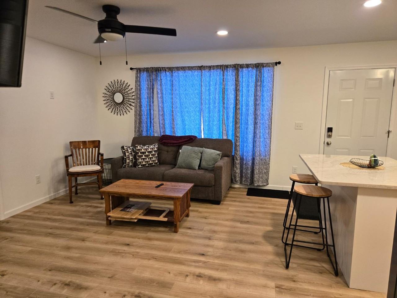 N2287 Memorial Dr - Photo 7 of 13