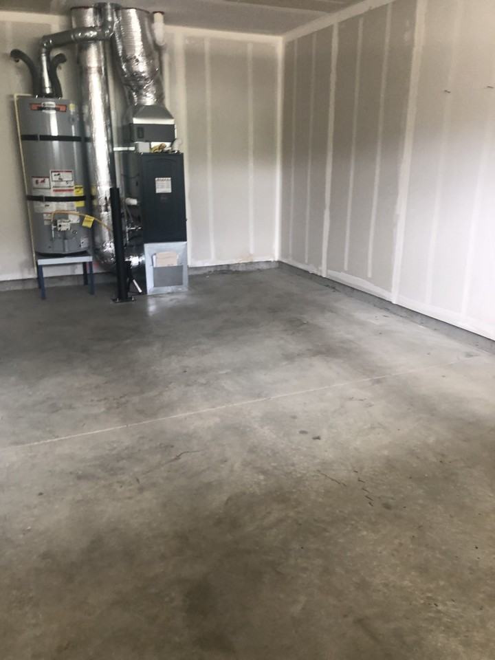 1017 Sw Juniper Gardens Ln #B - Photo 2 of 6