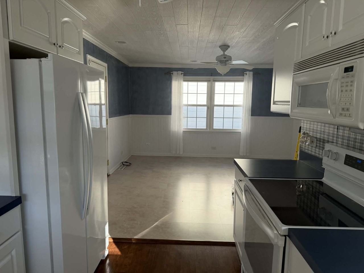 1730 N Ridge Ave #NA - Photo 4 of 24