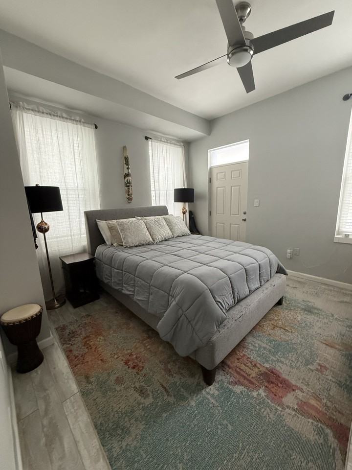 602 Lockhart St #5 - Photo 3 of 7