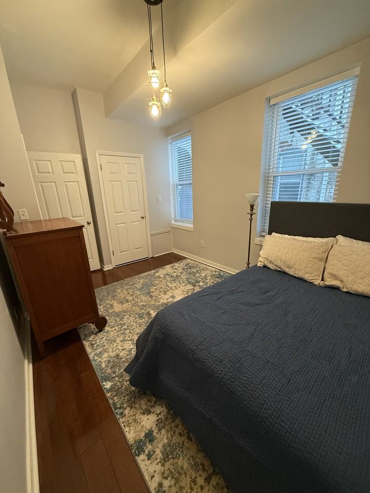 602 Lockhart St #5 - Photo 4 of 7