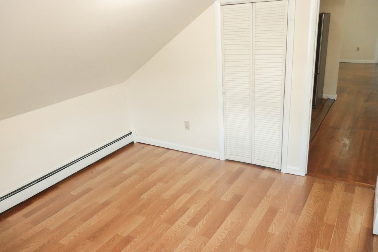 12 Willson St #2C - Photo 3 of 9