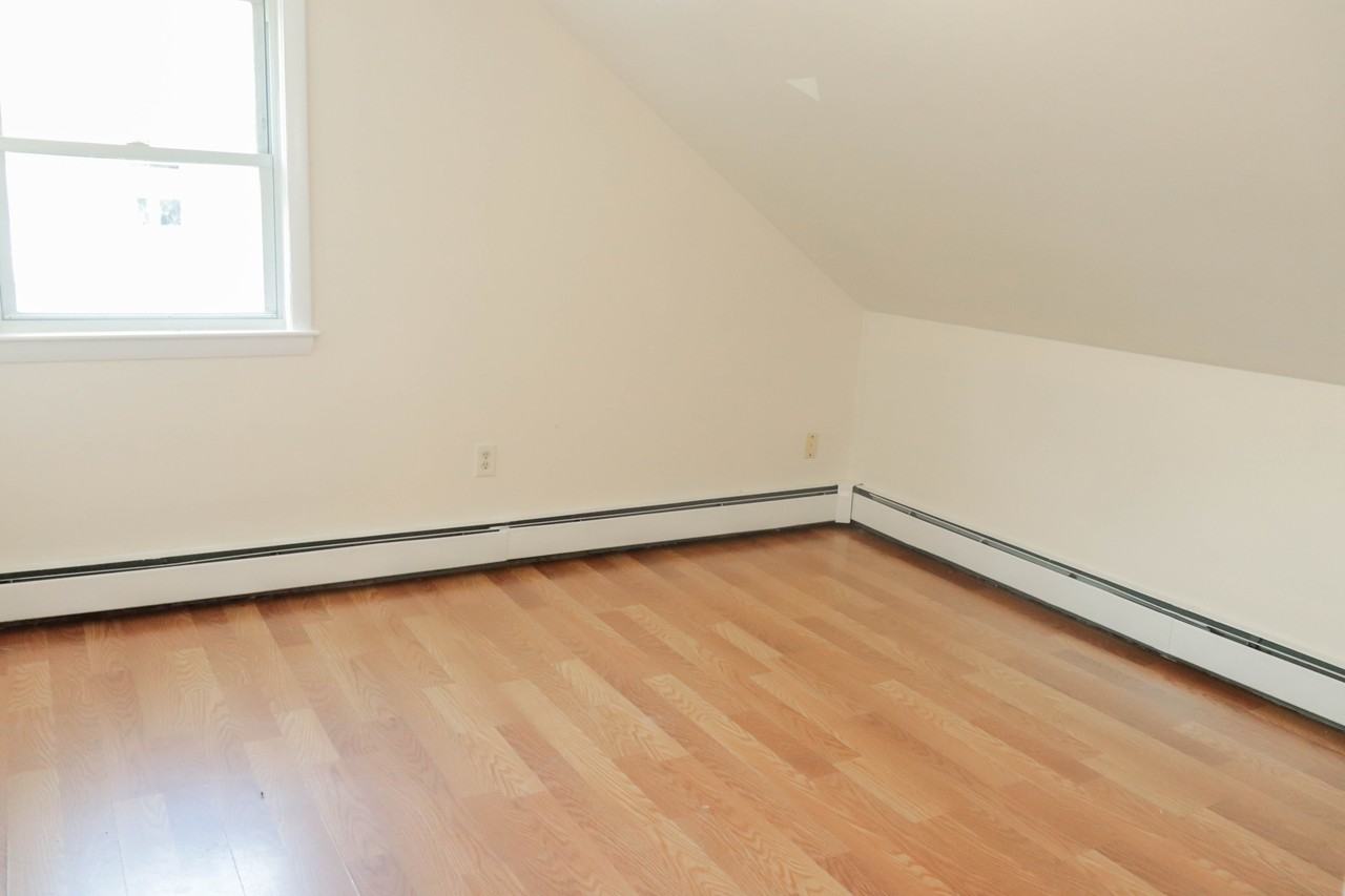 12 Willson St #2C - Photo 5 of 9