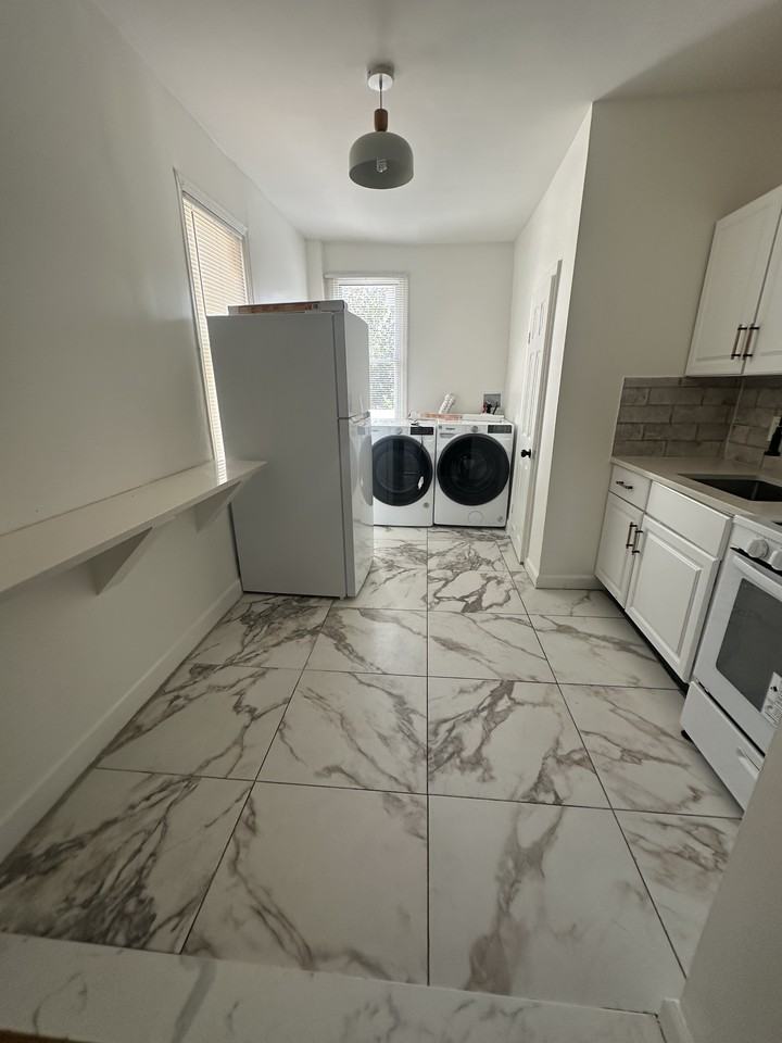 340 Palisade Ave #2 - Photo 2 of 8