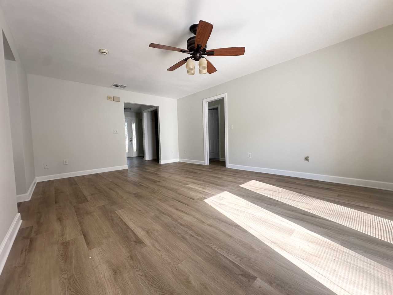 119 Glendale Dr #NA - Photo 3 of 18