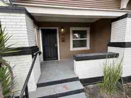 featured image of 17 W Poplar St #23