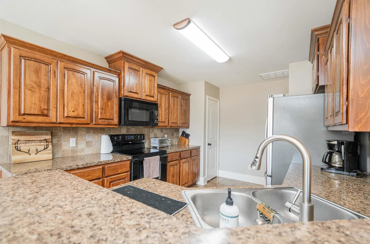 19107 River Rock Dr #NA - Photo 4 of 26