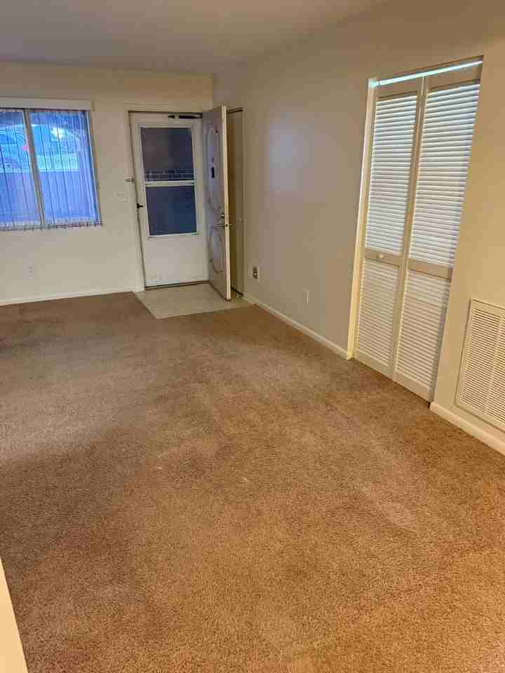 Kings Cove - Photo 2 of 8