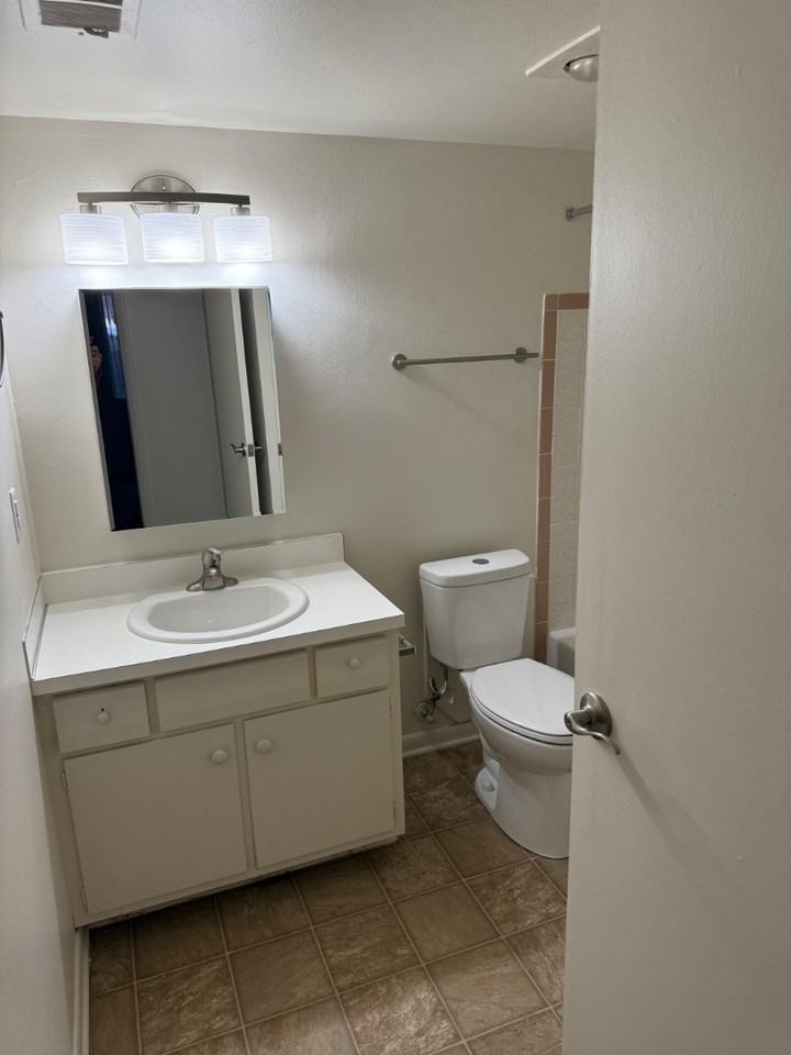 Kings Cove - Photo 3 of 8