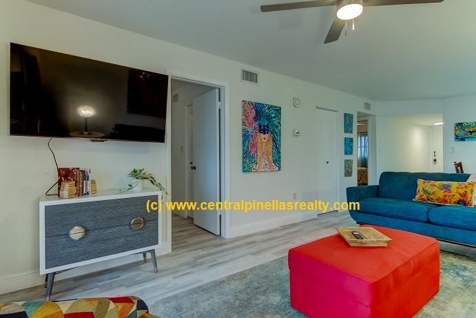 175 116th Ave #104 - Photo 3 of 28