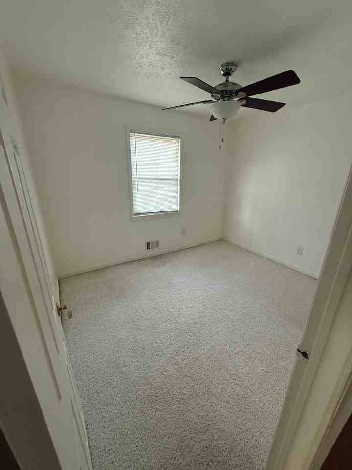 6070 Pine Mountain Ct #NA - Photo 5 of 9