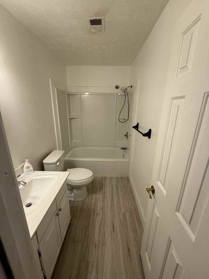 6070 Pine Mountain Ct #NA - Photo 7 of 9