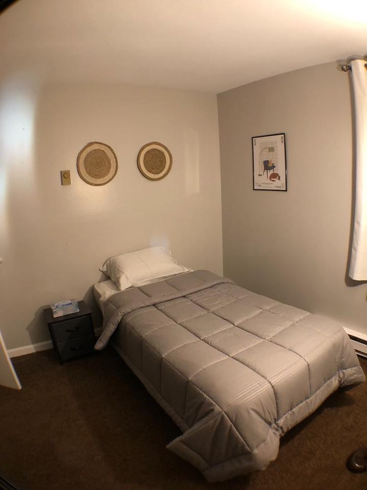 Thistlewood Apartments Unit 6 - Photo 4 of 10