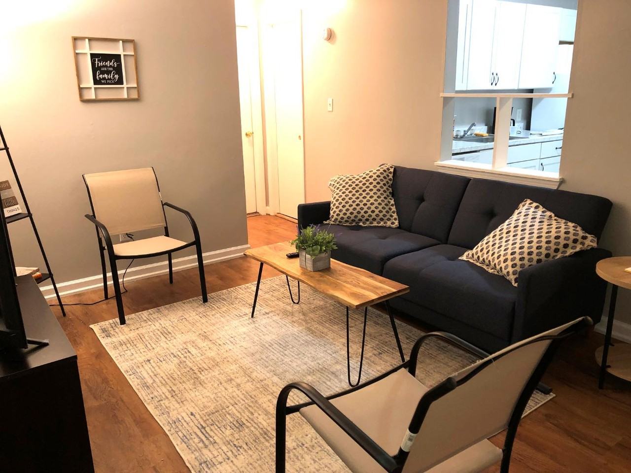 Thistlewood Apartments Unit 6 - Photo 7 of 10