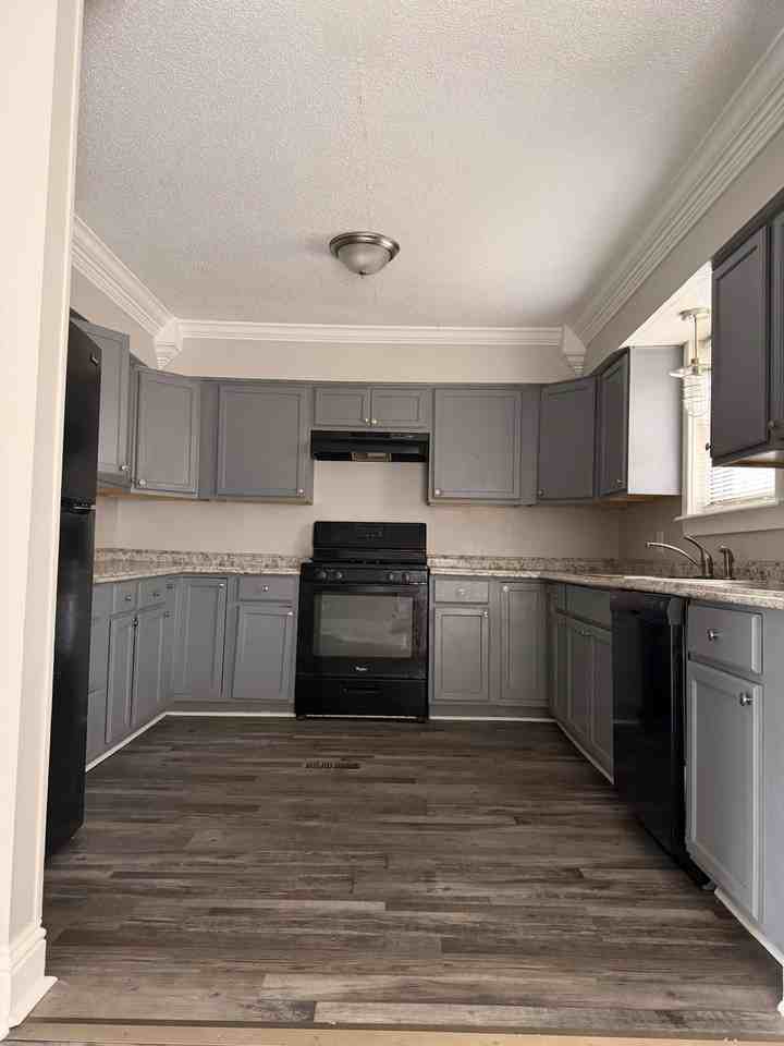 9105 W 36th St #1 - Photo 2 of 12