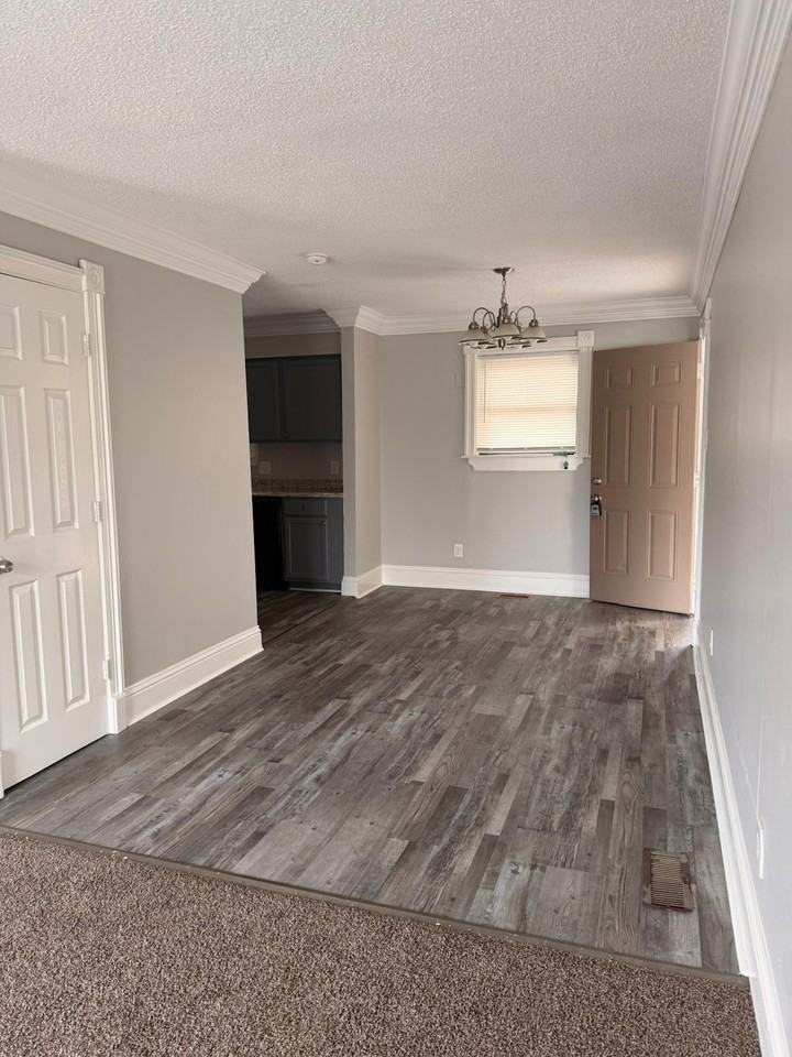 9105 W 36th St #1 - Photo 4 of 12