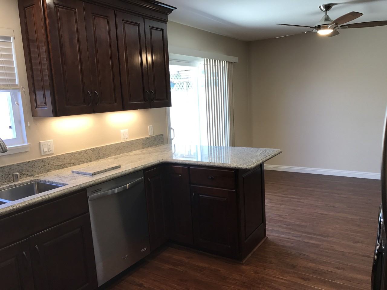 9660 Durham Dr - Photo 4 of 43