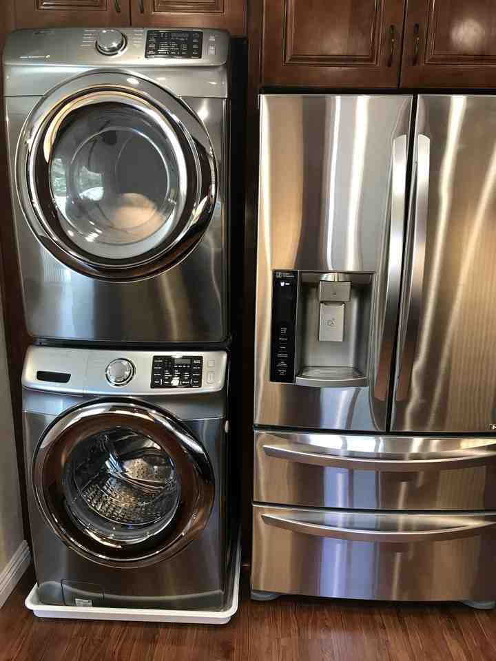 9660 Durham Dr - Photo 5 of 43