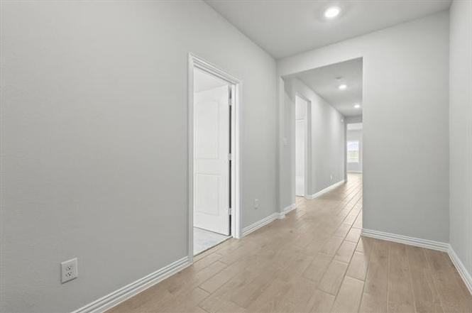 1321 Caulfield Pl - Photo 4 of 9