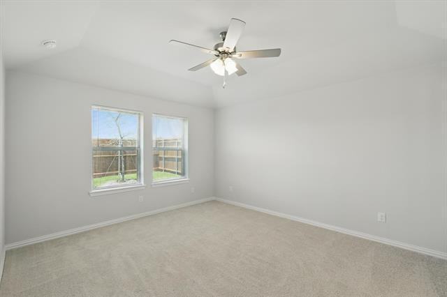 1321 Caulfield Pl - Photo 6 of 9