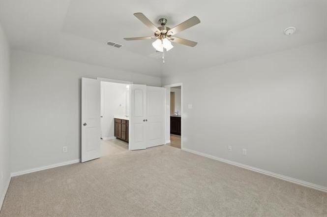 1321 Caulfield Pl - Photo 7 of 9