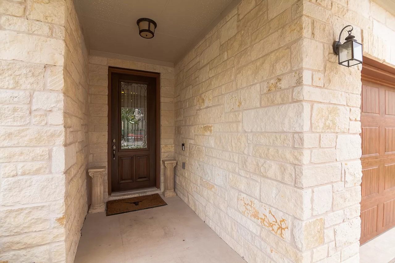 1129 Calla Lily Blvd - Photo 4 of 44