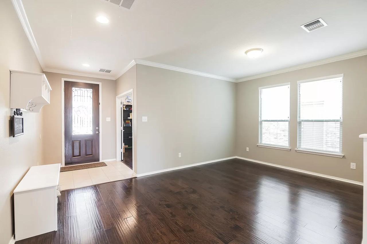 1129 Calla Lily Blvd - Photo 5 of 44