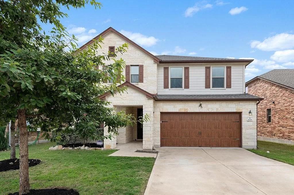 1129 Calla Lily Blvd - Photo 3 of 50