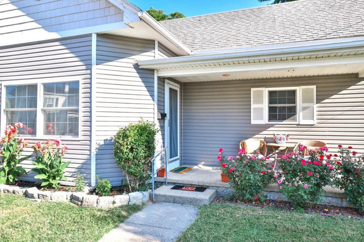 202 W North St #1 - Photo 3 of 16