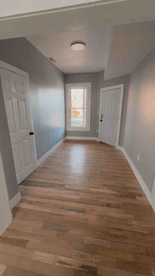 302 Exchange Street - stLeft Door #1st - Photo 6 of 6